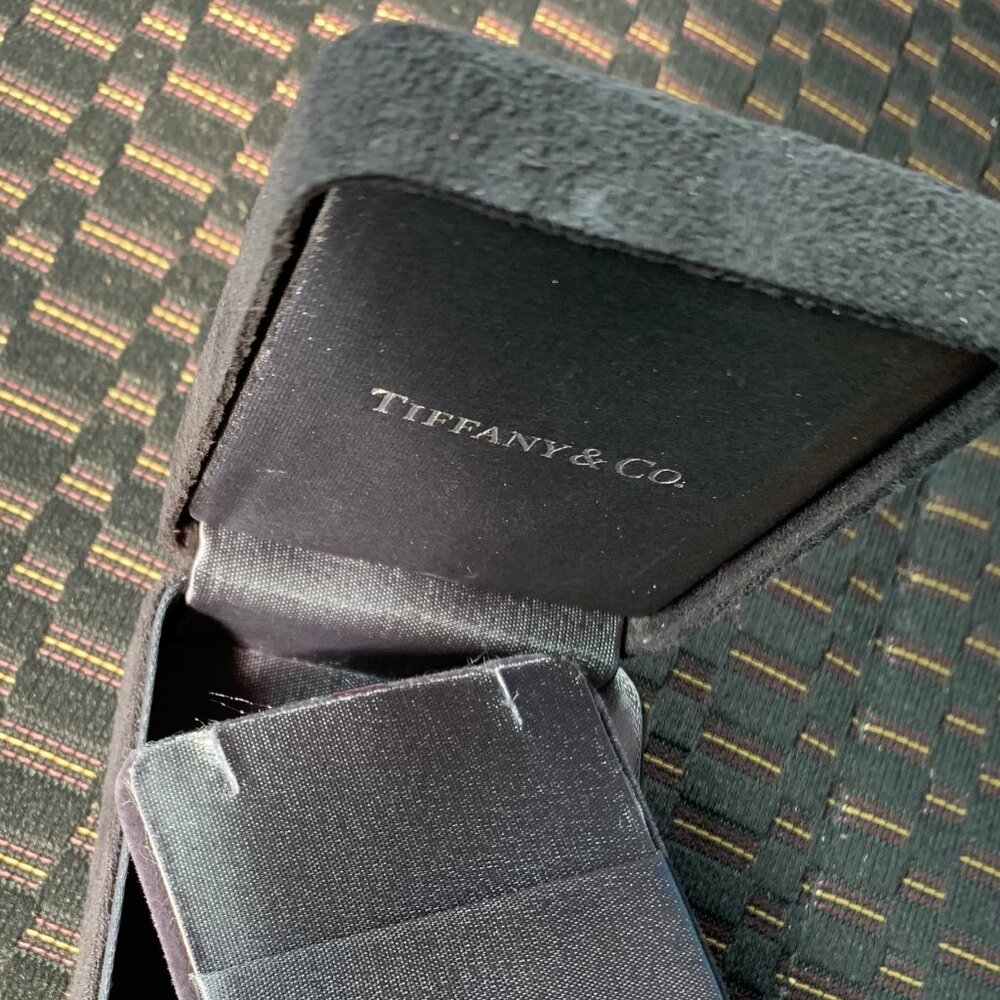 (S-002) TIFFANY & CO. NECKLACE EMPTY BOX